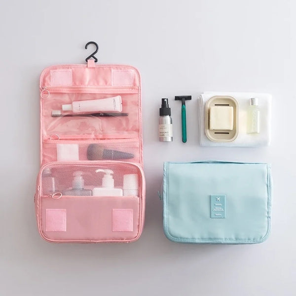 Cosmetic traveling bag