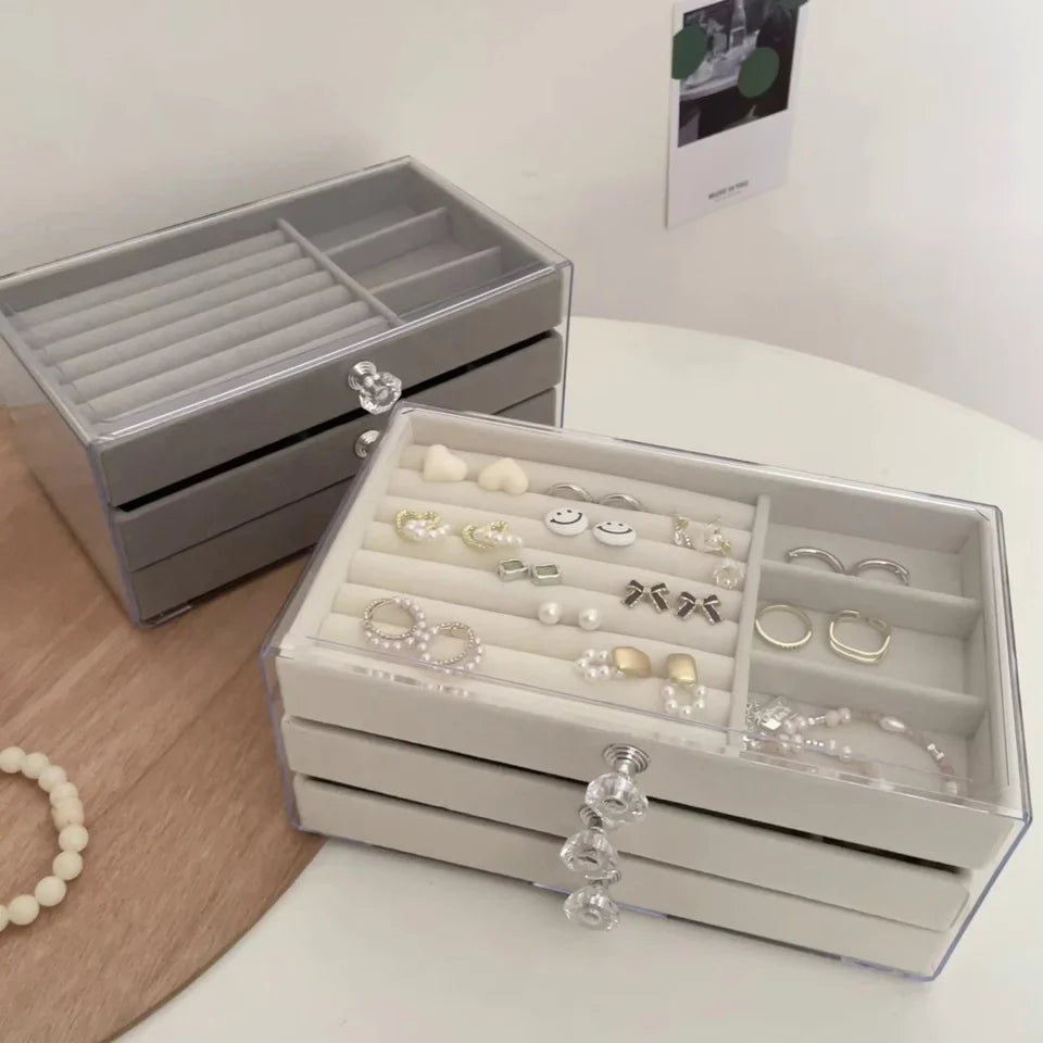 Multilayer Plush Jewelry Organizer