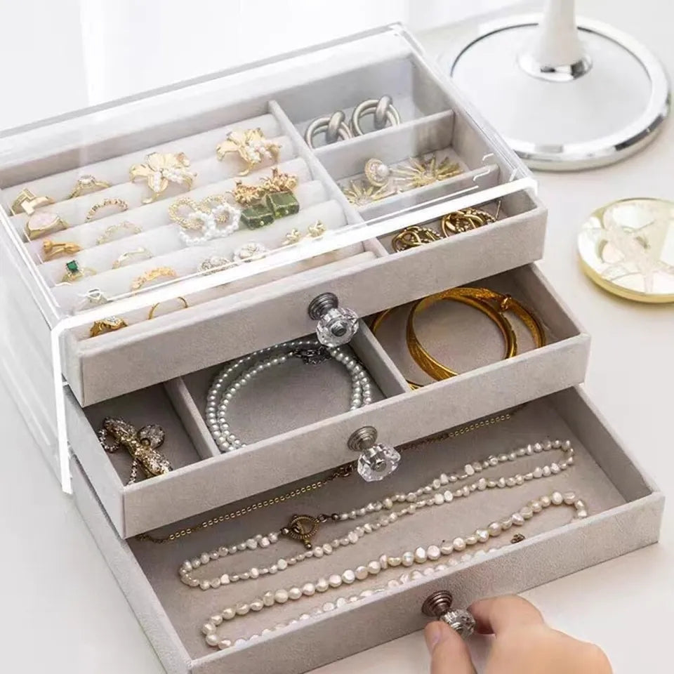 Multilayer Plush Jewelry Organizer