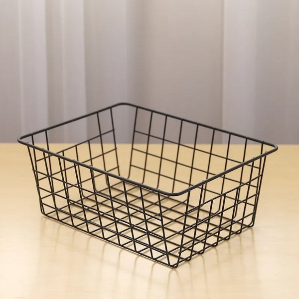 High quality iron buckets in two different colors