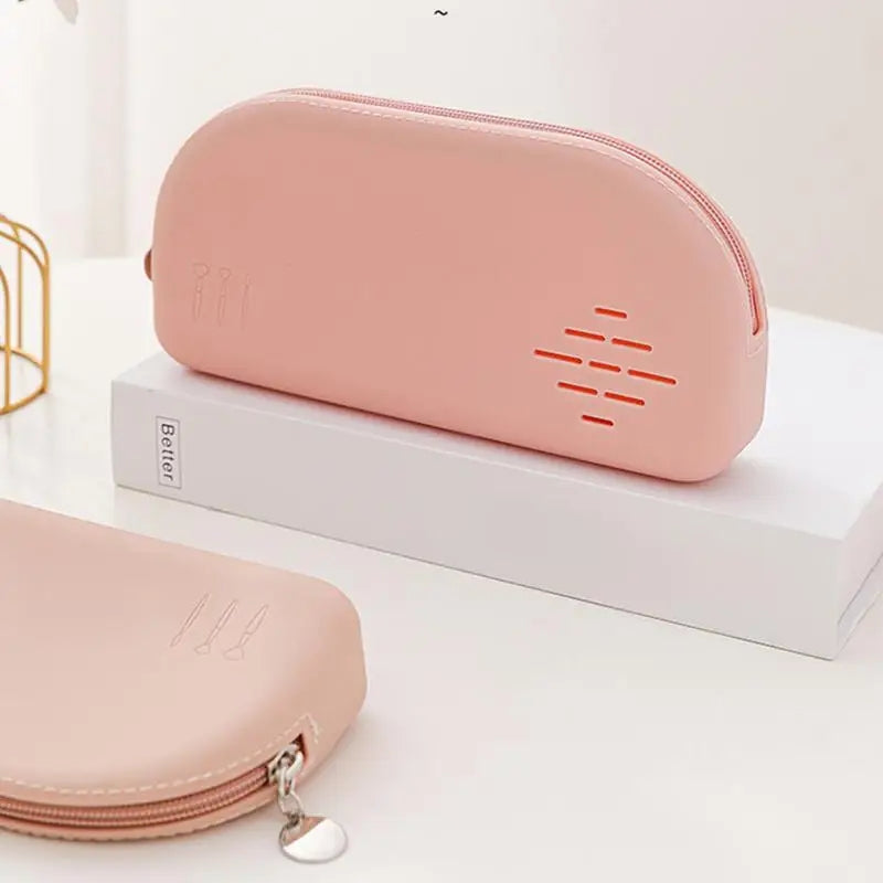 silicone cosmetics makeup pouch