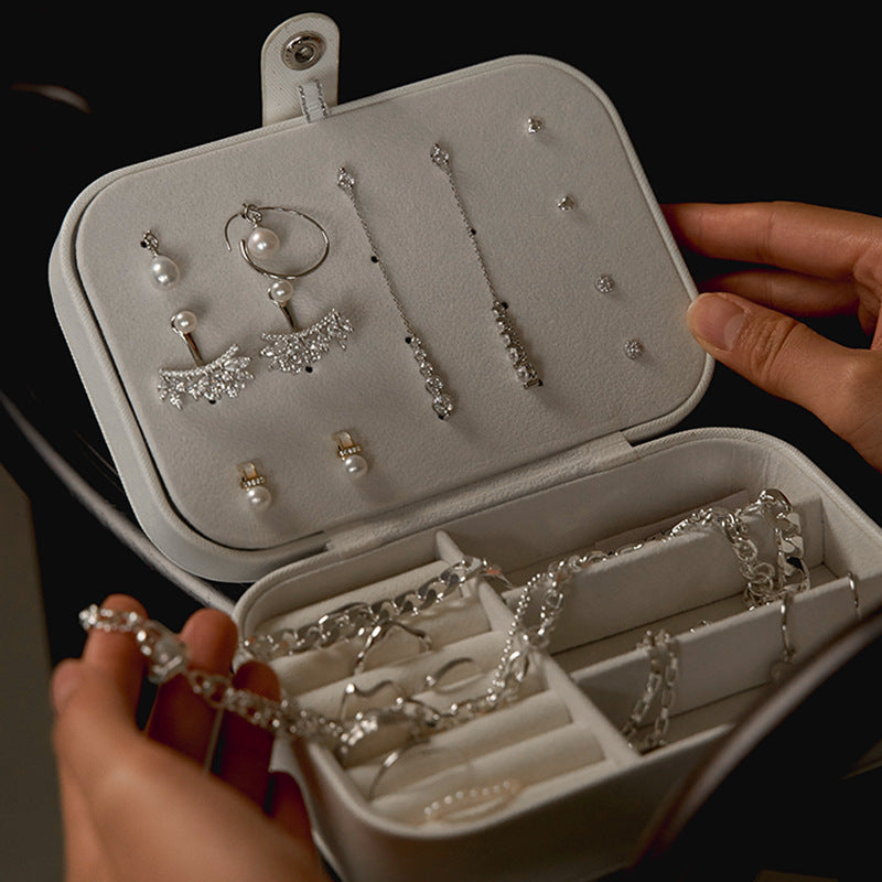 Portable Leather Travel Jewelry Organizer Case for Earrings, Necklaces & Rings