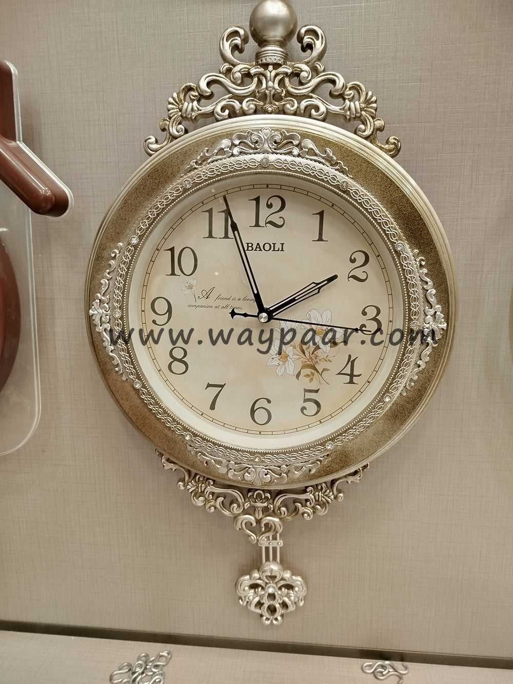 Vintage European Style Antique Gold Wall Clock with Moving Pendulum