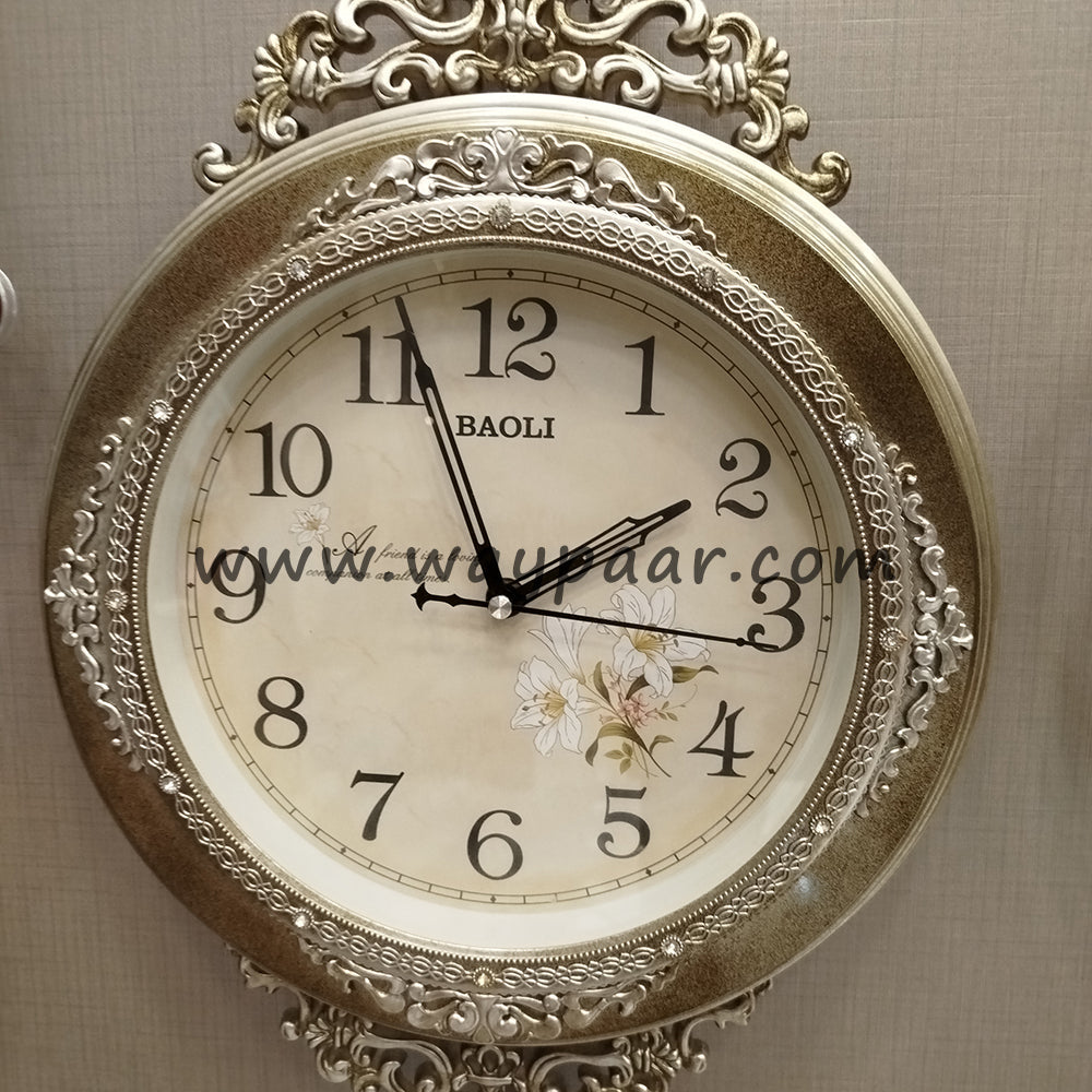 Vintage European Style Antique Gold Wall Clock with Moving Pendulum