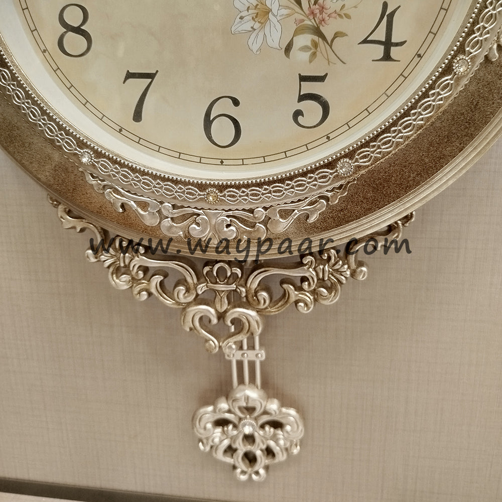 Vintage European Style Antique Gold Wall Clock with Moving Pendulum