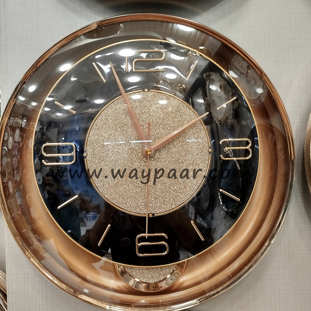 Luxury Golden Pendulum Wall Clock – Elegant Metallic Dial with Bold Numeric Digits