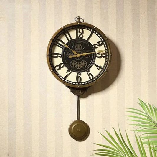 Imported gearing look pendulum clock